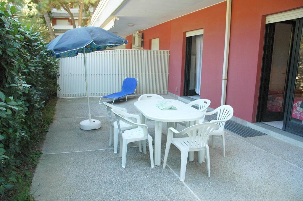 Appartamenti Meridiana Lignano Sabbiadoro Kültér fotó